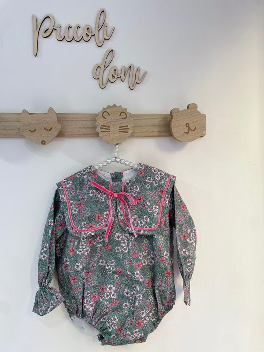 Pagliaccetto fiorato