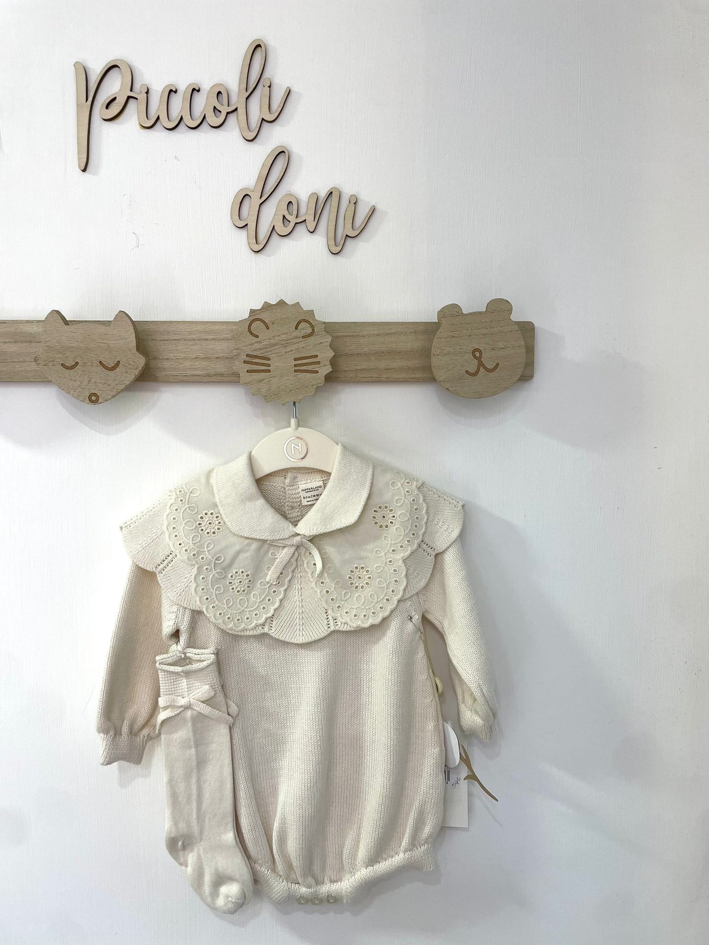 Pagliaccetto con calzini